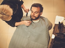 Men's beard trim